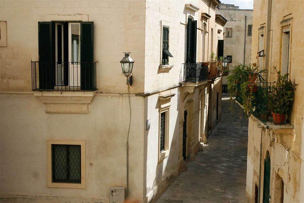 Sacre Bleu Apartments Lecce Extérieur photo