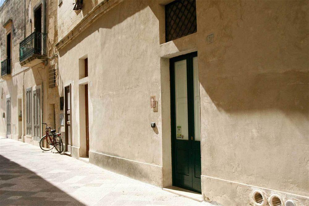 Sacre Bleu Apartments Lecce Extérieur photo