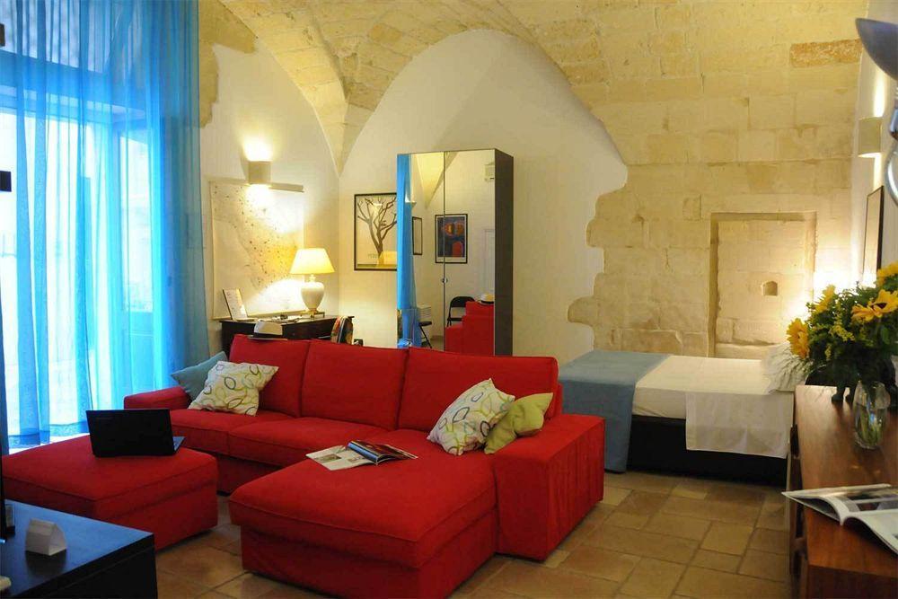 Sacre Bleu Apartments Lecce Extérieur photo