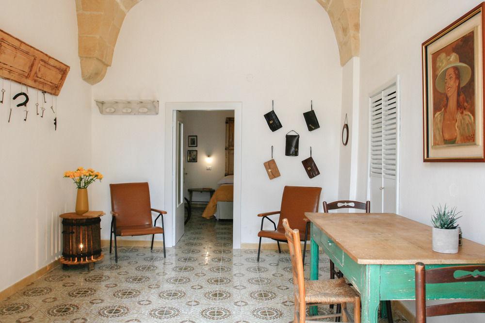 Sacre Bleu Apartments Lecce Extérieur photo