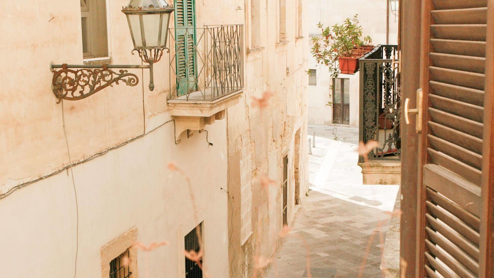 Sacre Bleu Apartments Lecce Extérieur photo